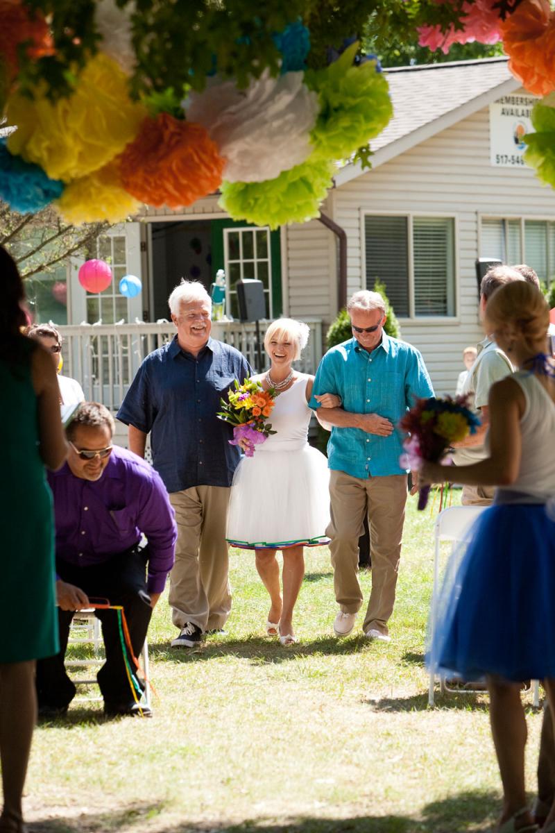 Metro Detroit Wedding Photographer www.harthenstudios.com