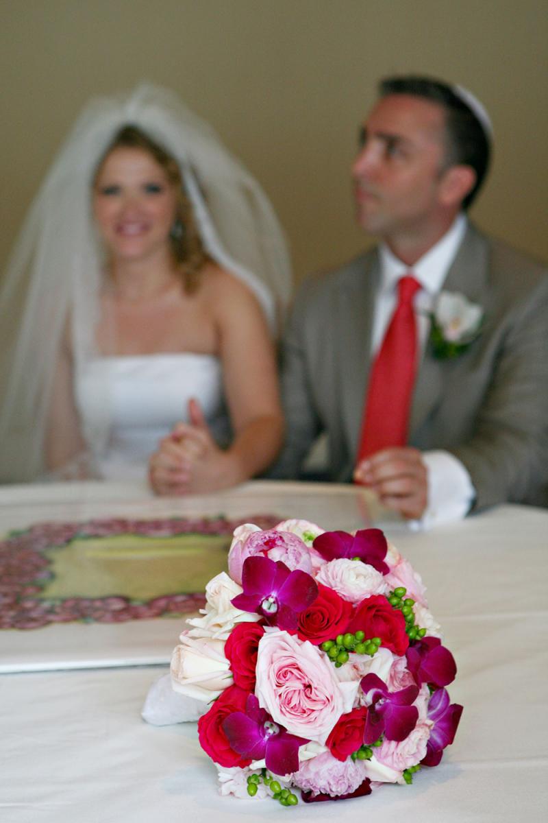 Metro Detroit Wedding Photographer www.harthenstudios.com