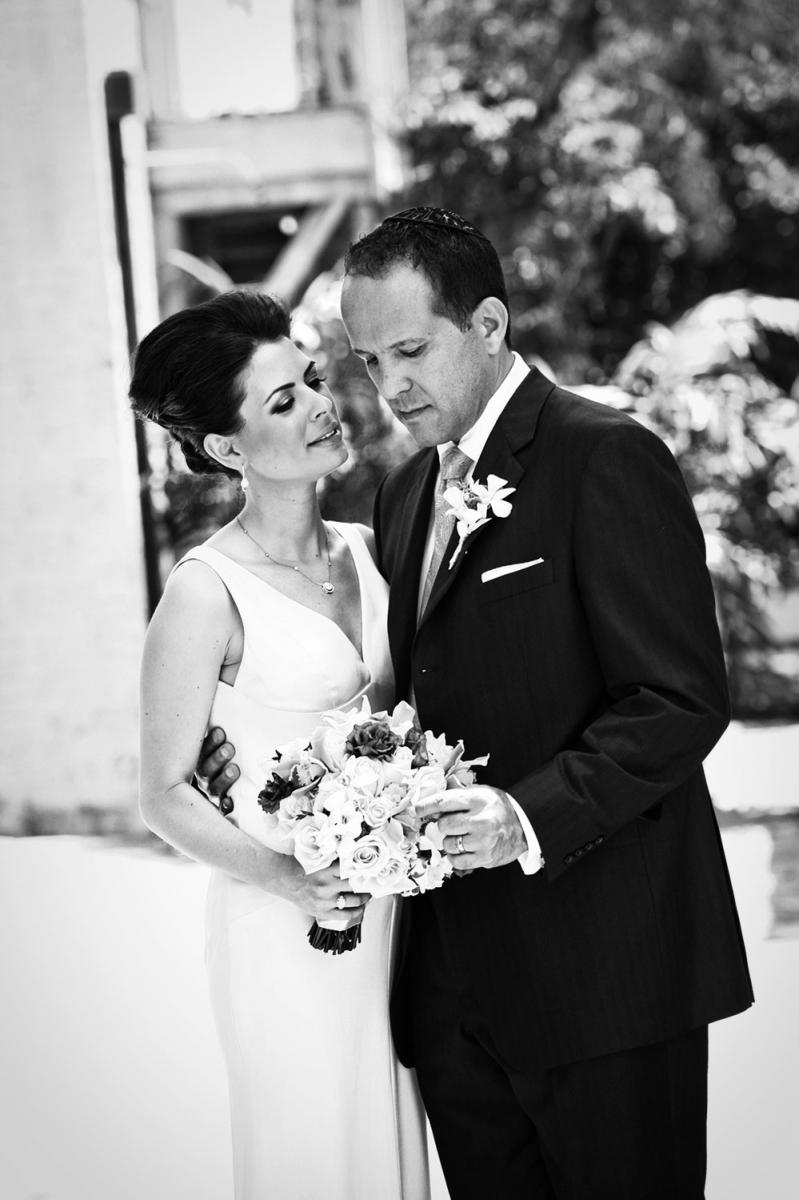 Metro Detroit Wedding Photographer www.harthenstudios.com